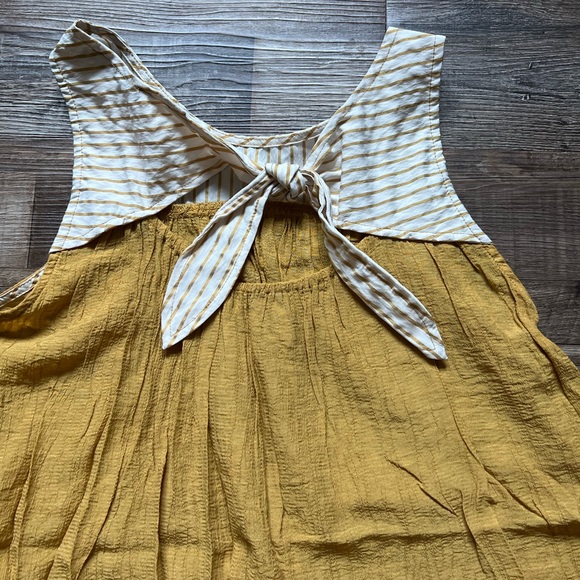 Tank Top - Picture 2 of 4